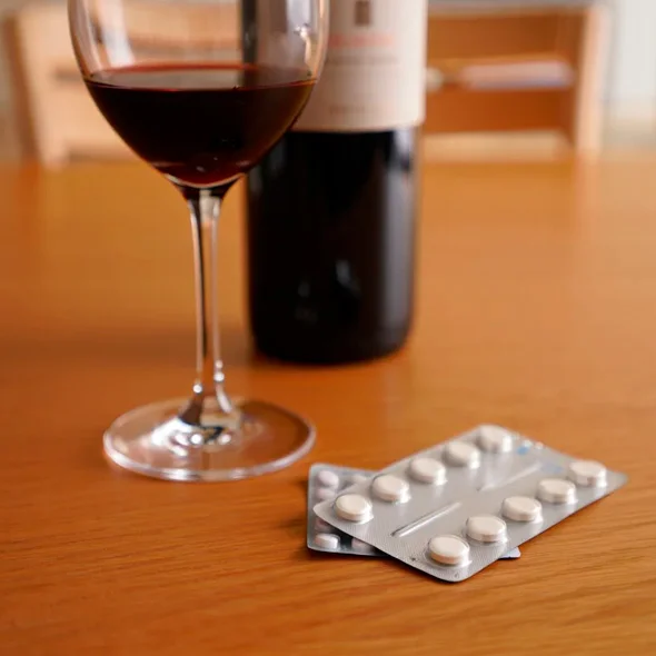 Мексидол и алкоголь – насколько опасен приём лекарства с алкогольными напитками